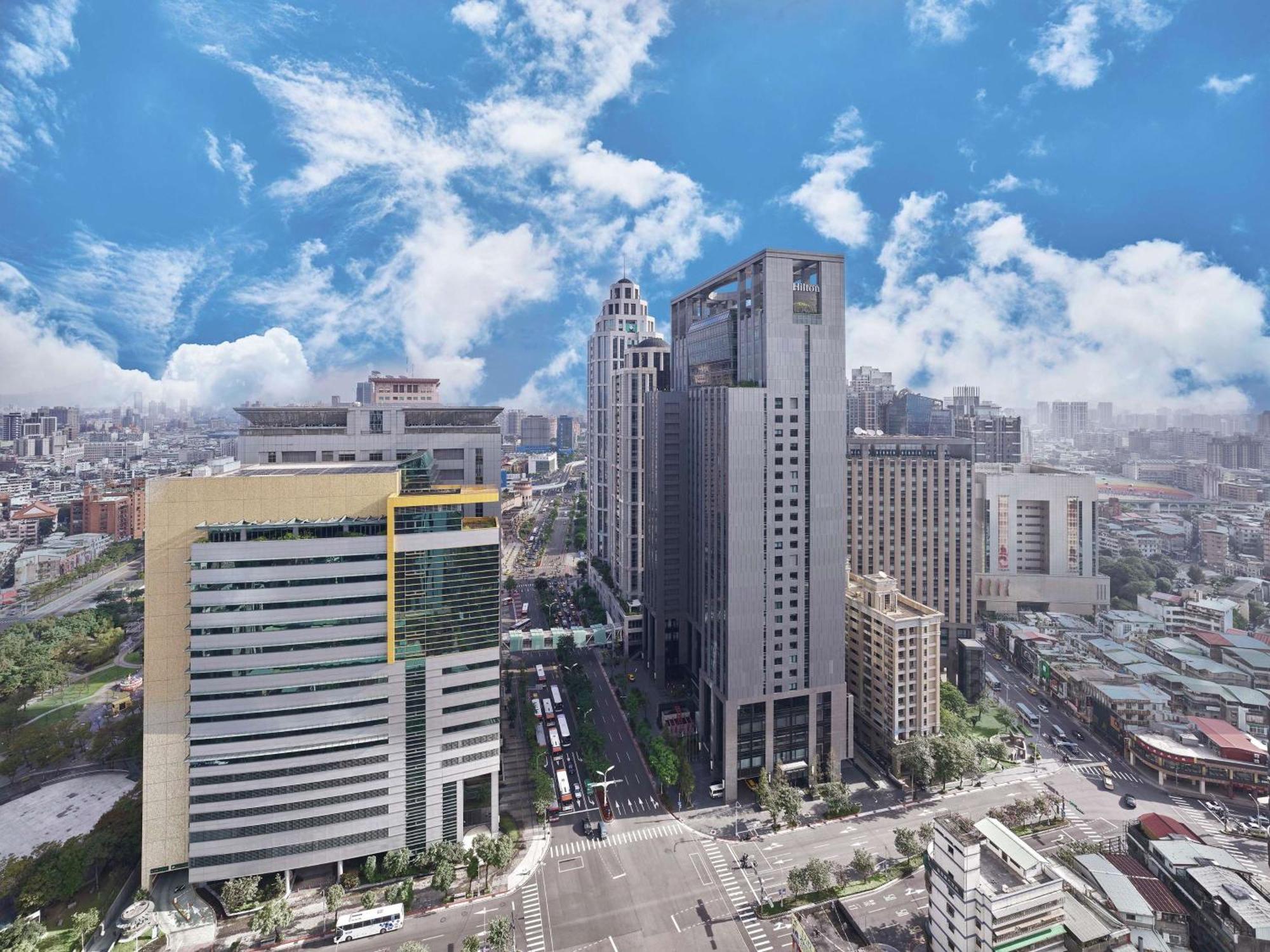 فندق هيلتون تايبي سينبان New Taipei City المظهر الخارجي الصورة